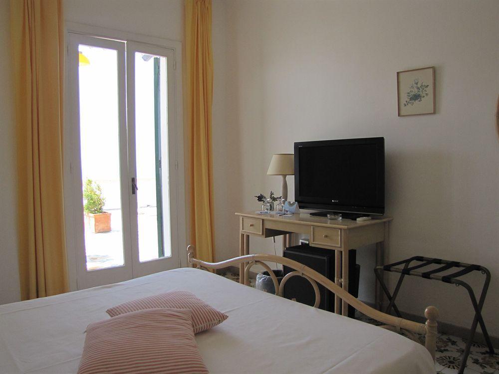 Appartamenti Casa Del Sole Sant'Angelo  Екстер'єр фото